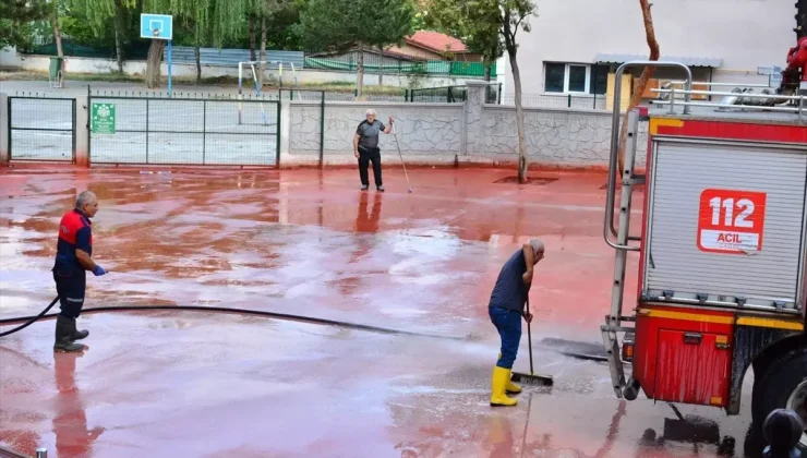 Yozgat Sorgun’da İlkokul Bahçesi Yenilendi